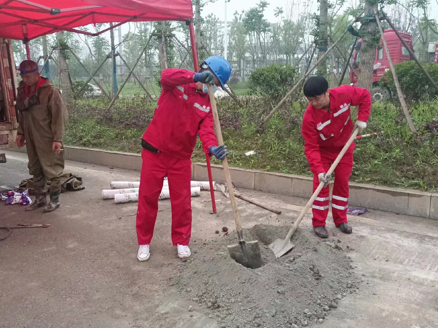 德宏管道疏通哪家好】及时进行市政管道清淤